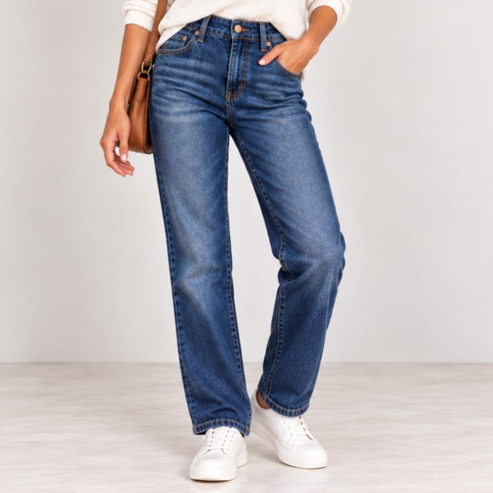 Time & Tru Straight Leg Jeans Women's Size 6 NWOT Stretch Casual Everyday Wear